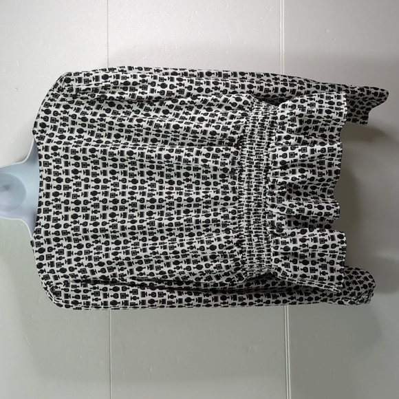 Women's Black and White Polyester print wrap top with elasticized waist - Picture 2 of 6